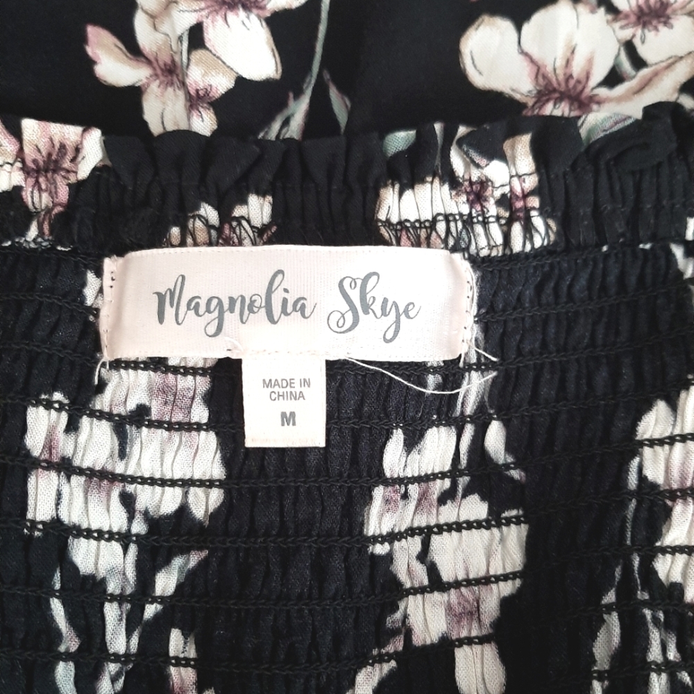 Cold Shoulder Sun Dress - Picture 3 of 4